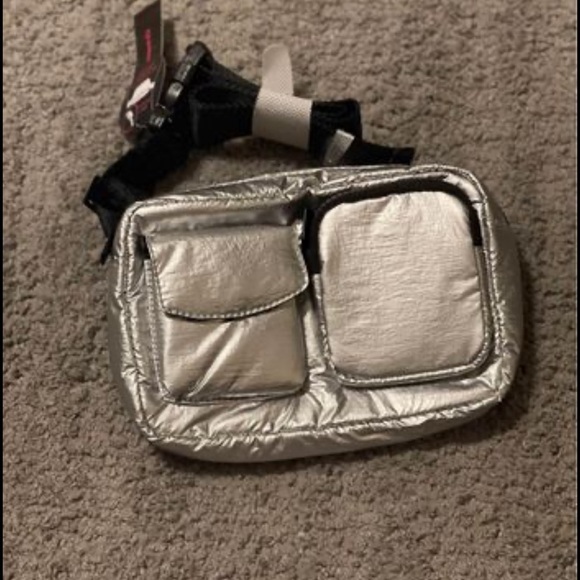 No boundaries fanny pack - Picture 1 of 1